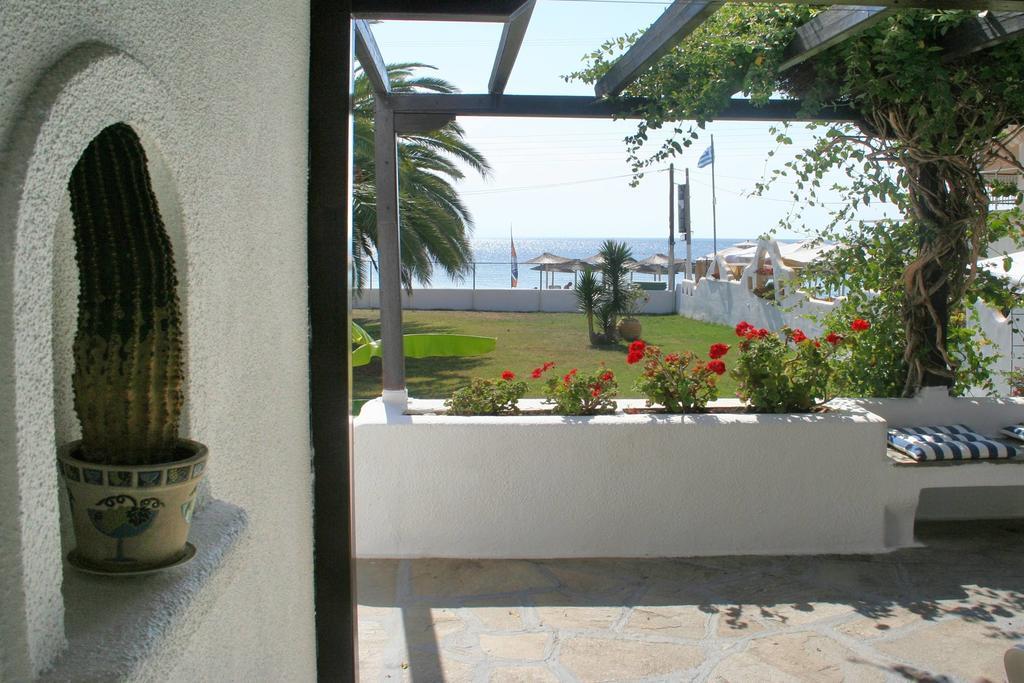 Villa Paradiso Neos Marmaras Rum bild